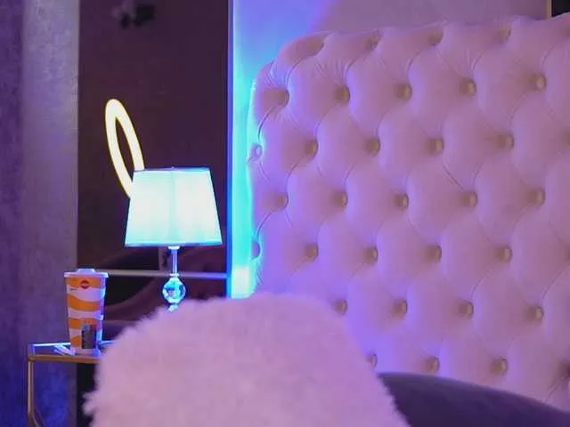 Live sex webcam photo for RaisaKali #291441957