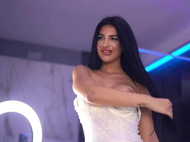 Live sex webcam photo for RaisaKali #291763355