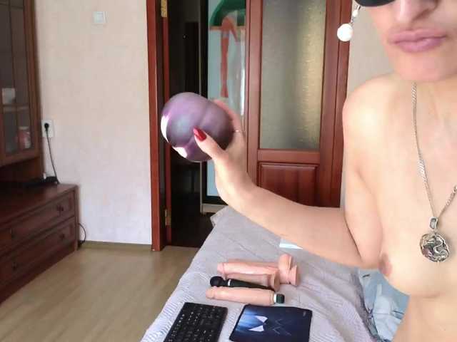 Live sex webcam photo for Raisin #289300839