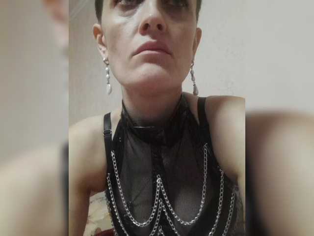 Live sex webcam photo for Raisin #290186492