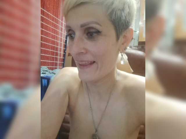 Live sex webcam photo for Raisin #291597743