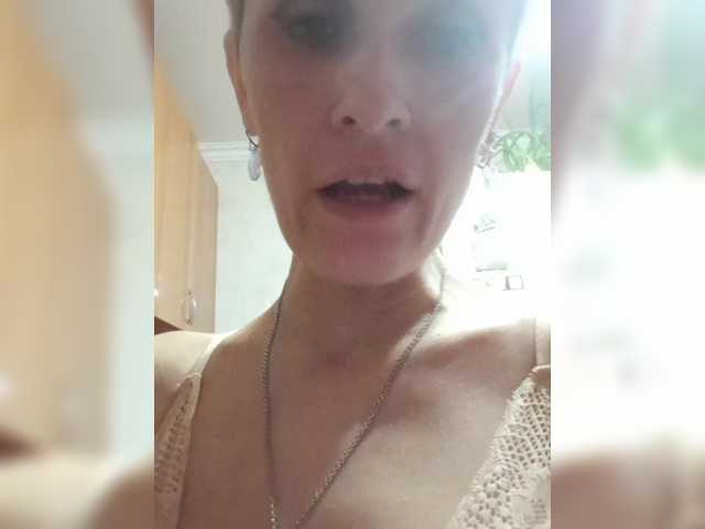 Live sex webcam photo for Raisin #291888316