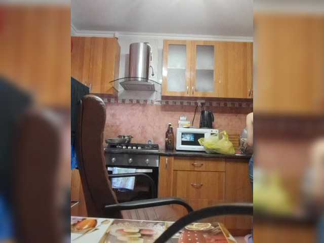 Live sex webcam photo for Raisin #292096152