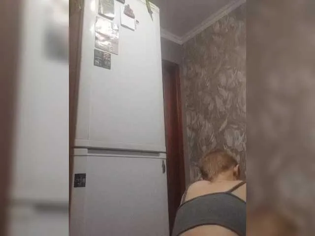 Live sex webcam photo for Raisin #292429686