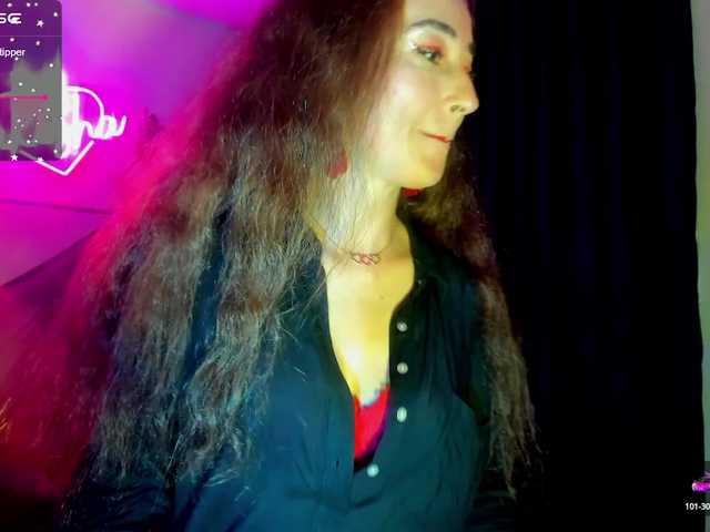 Live sex webcam photo for Rakesha44 #277579332