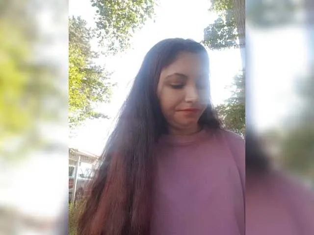 Live sex webcam photo for Raluca00211 #274600896