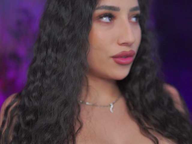 Live sex webcam photo for RamiraRowa #291958563