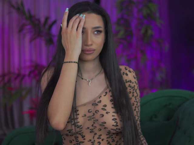 Live sex webcam photo for RamiraRowa #292279768