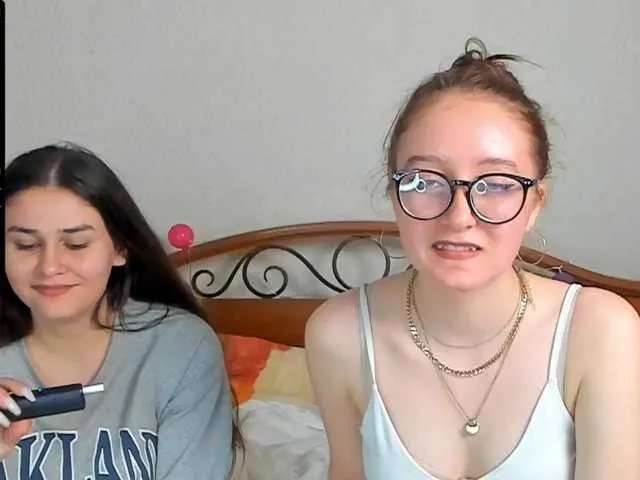 Live sex webcam photo for RamonaAudrey #273731885