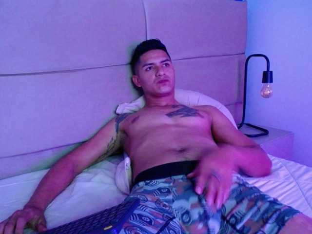 Live sex webcam photo for Ramzes-Boy #276949208