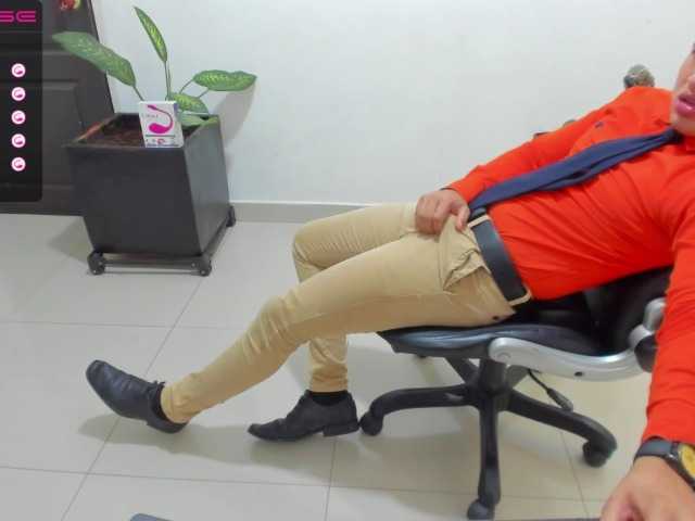 Live sex webcam photo for RandySebas #273968196