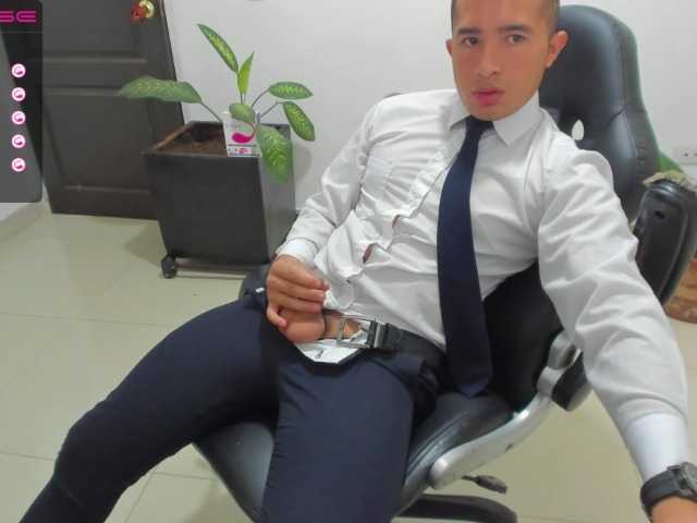 Live sex webcam photo for RandySebas #274020539