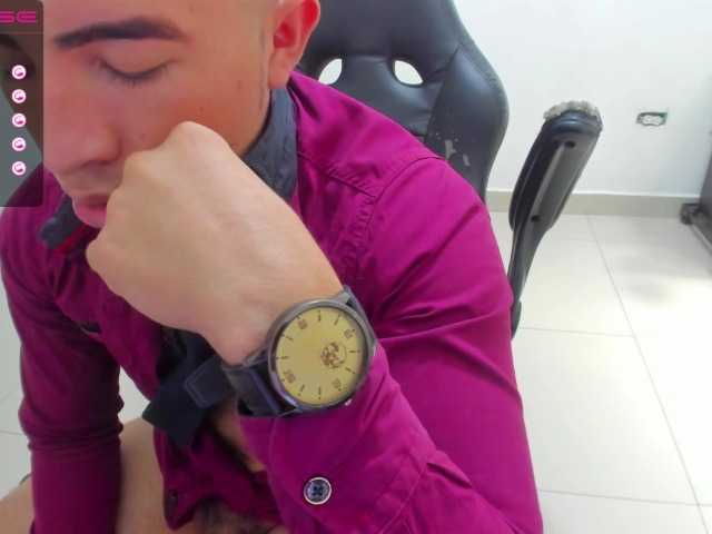 Live sex webcam photo for RandySebas #274088750