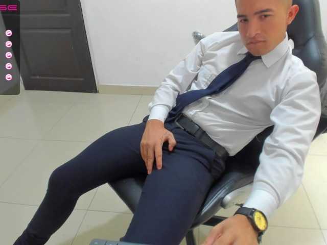 Live sex webcam photo for RandySebas #274150122