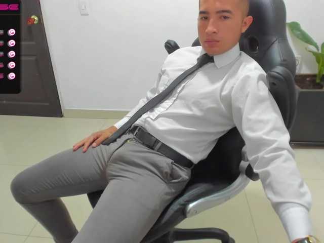 Live sex webcam photo for RandySebas #274648053