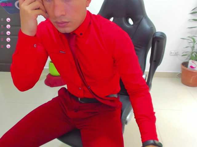 Live sex webcam photo for RandySebas #275663831