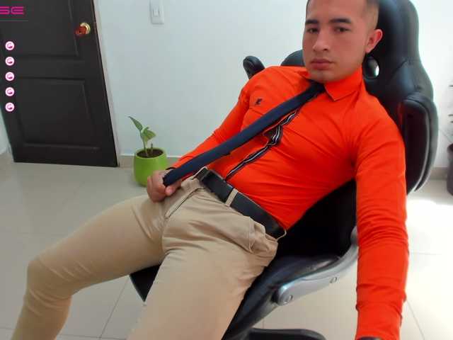 Live sex webcam photo for RandySebas #275967688