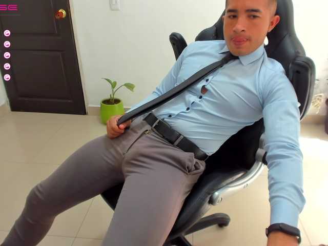 Live sex webcam photo for RandySebas #275984885