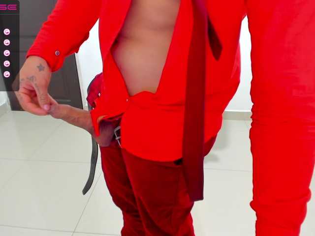 Live sex webcam photo for RandySebas #276001039