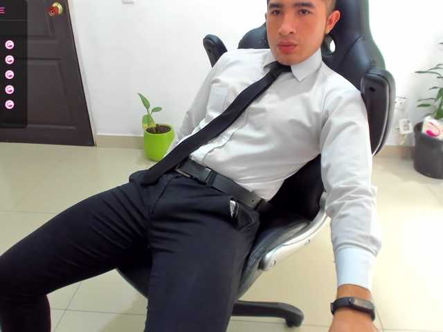 Live sex webcam photo for RandySebas #276132269