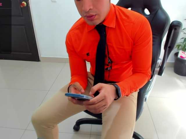 Live sex webcam photo for RandySebas #276162284