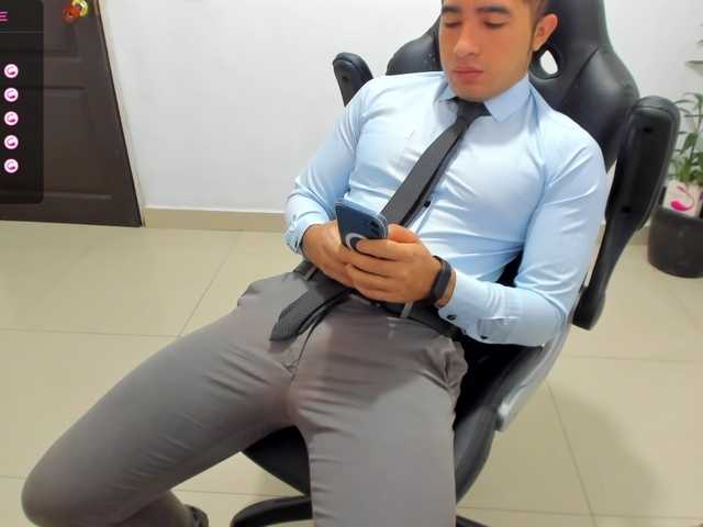 Live sex webcam photo for RandySebas #276168974