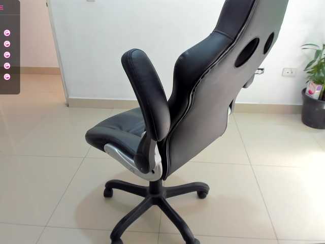 Live sex webcam photo for RandySebas #276220442