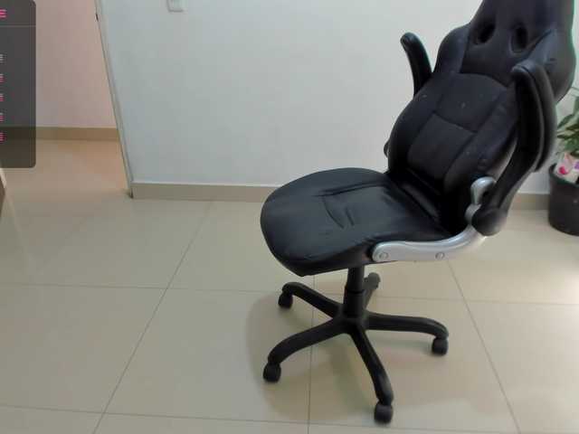 Live sex webcam photo for RandySebas #276235471