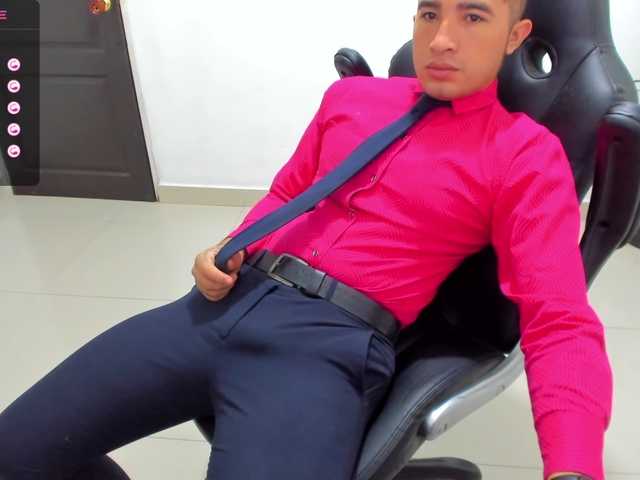 Live sex webcam photo for RandySebas #276276514