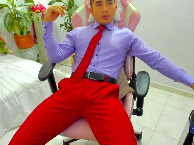 Live sex webcam photo for RandySebas #276312244