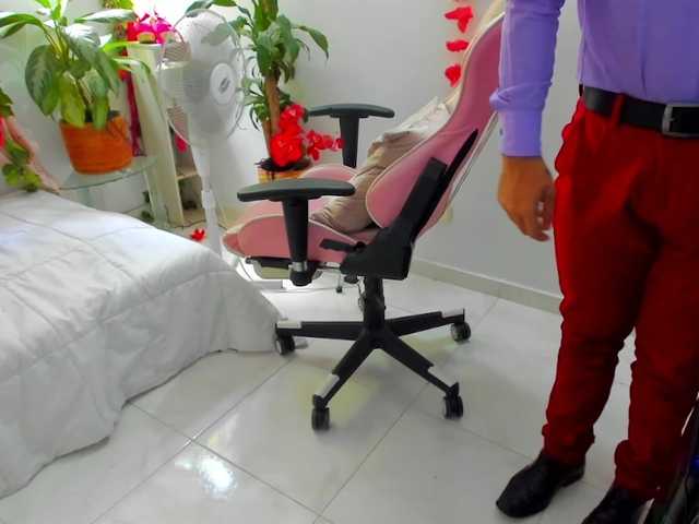 Live sex webcam photo for RandySebas #276313207