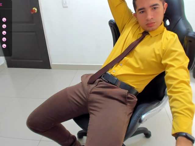 Live sex webcam photo for RandySebas #276378071