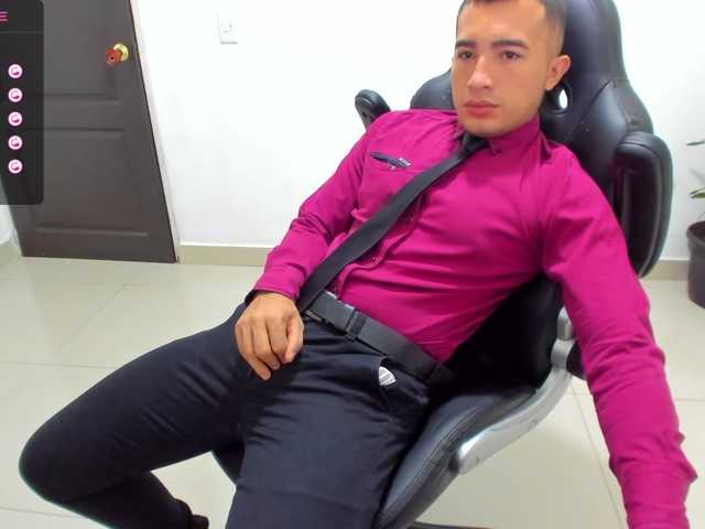 Live sex webcam photo for RandySebas #276489045