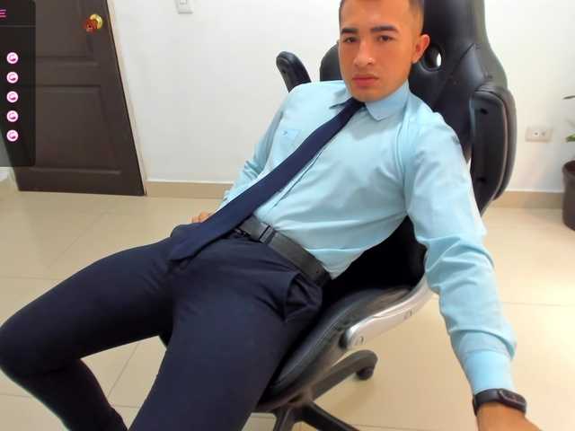 Live sex webcam photo for RandySebas #276497785