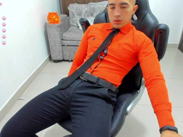 Live sex webcam photo for RandySebas #276585900