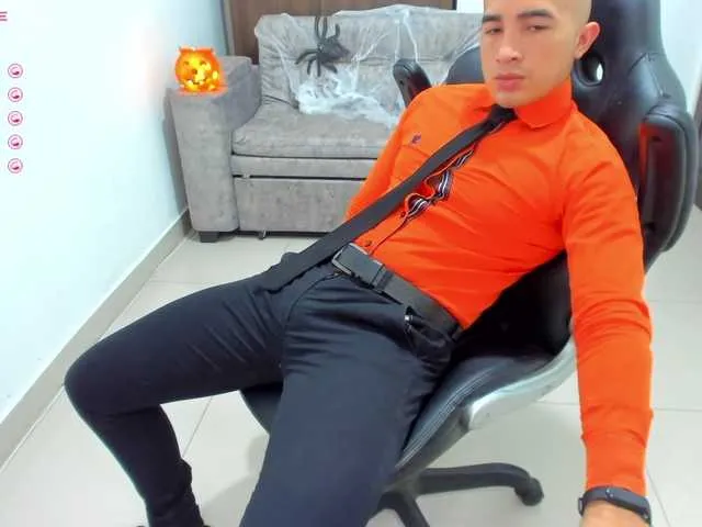 Live sex webcam photo for RandySebas #276587876