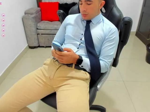 Live sex webcam photo for RandySebas #276811149