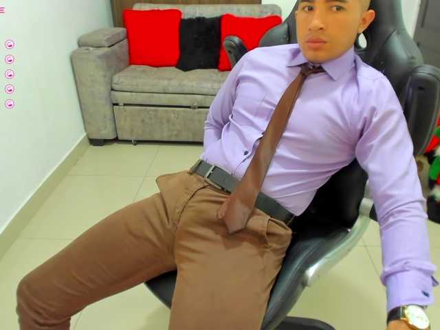 Live sex webcam photo for RandySebas #276908366