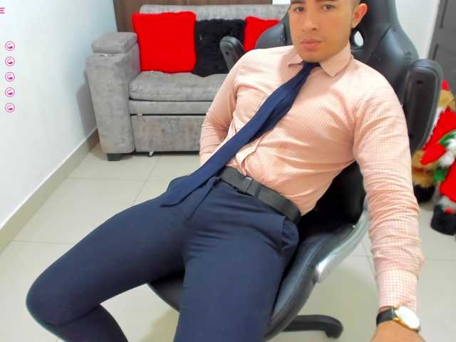 Live sex webcam photo for RandySebas #276963430