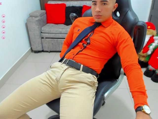 Live sex webcam photo for RandySebas #276977139