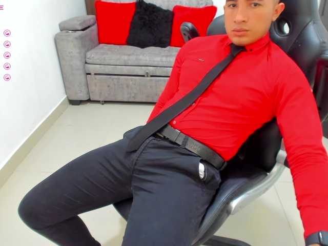 Live sex webcam photo for RandySebas #277125782