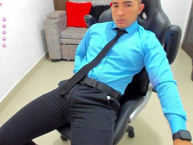 Live sex webcam photo for RandySebas #277154040