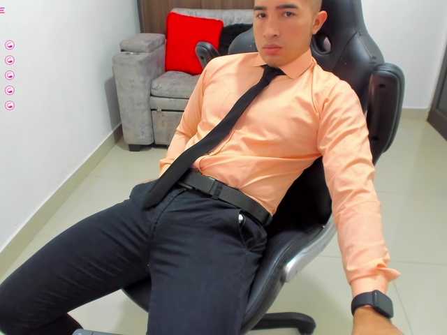 Live sex webcam photo for RandySebas #277238010