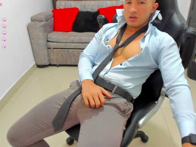 Live sex webcam photo for RandySebas #277312311