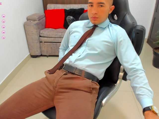 Live sex webcam photo for RandySebas #277334356