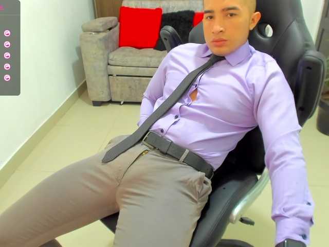 Live sex webcam photo for RandySebas #277523909