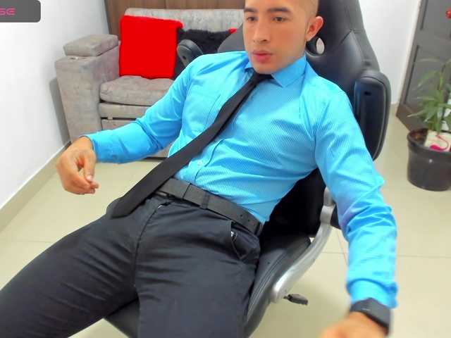 Live sex webcam photo for RandySebas #277563594