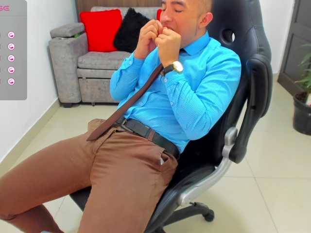 Live sex webcam photo for RandySebas #277677876