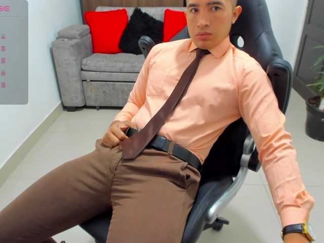 Live sex webcam photo for RandySebas #277696477