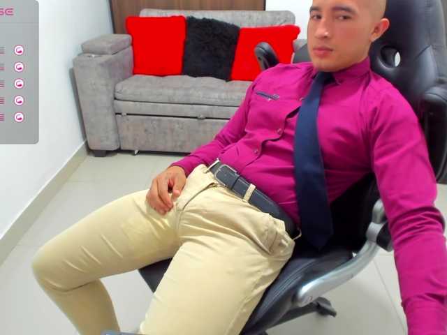 Live sex webcam photo for RandySebas #277754345